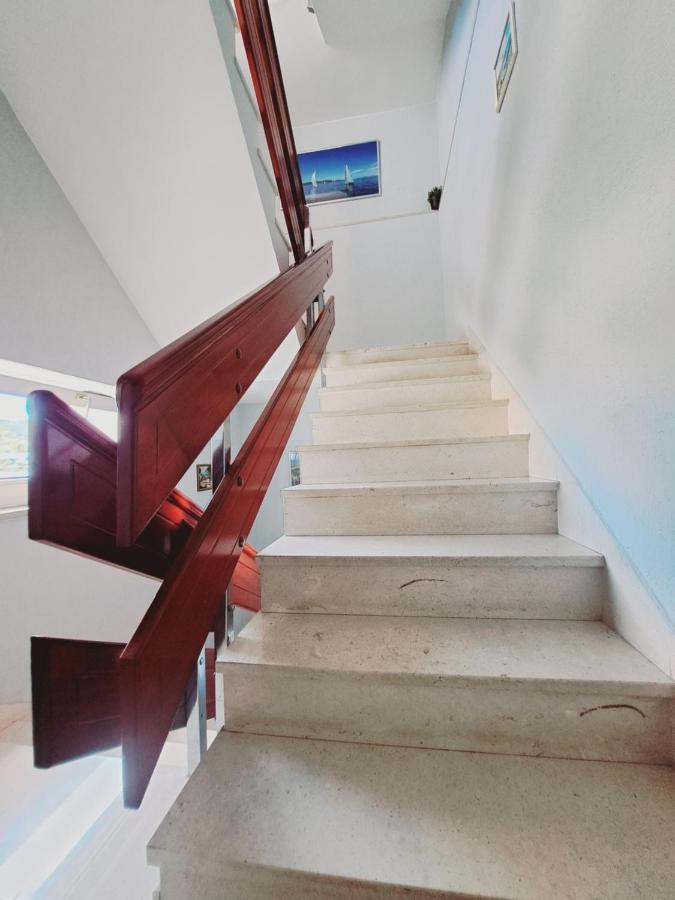 Guesthouse Varnica Kaštel Lukšić Zewnętrze zdjęcie