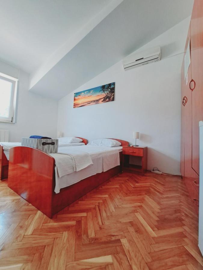 Guesthouse Varnica Kaštel Lukšić Zewnętrze zdjęcie