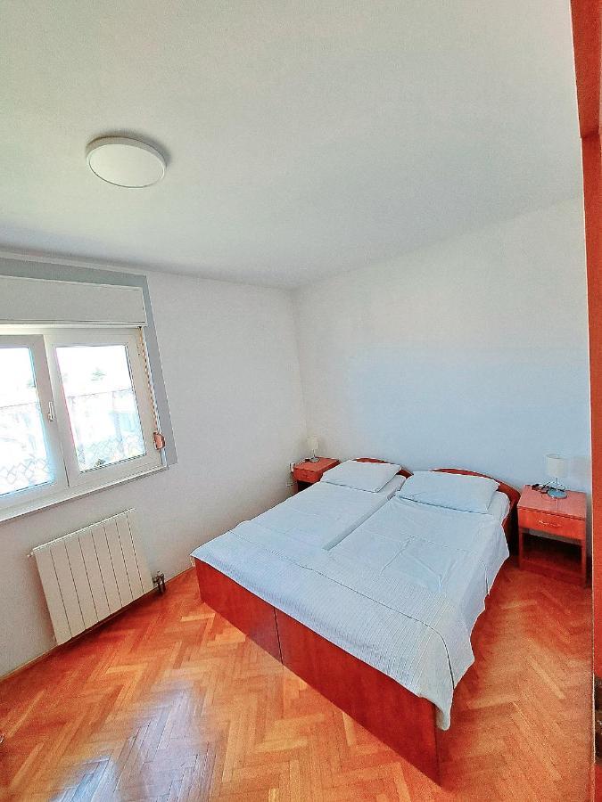 Guesthouse Varnica Kaštel Lukšić Zewnętrze zdjęcie