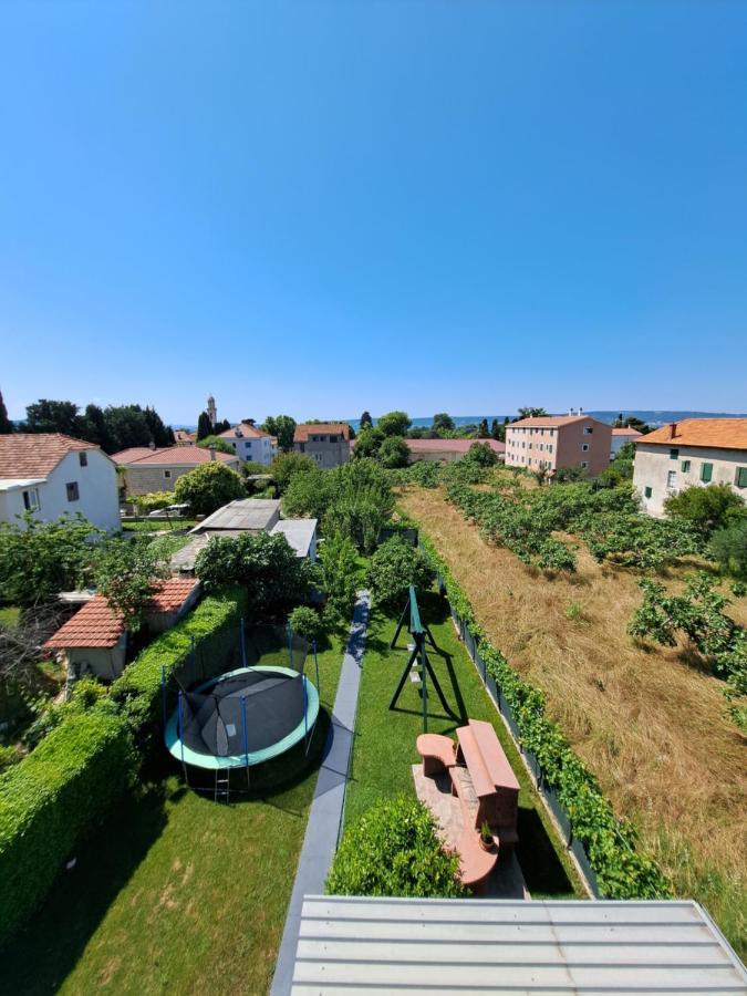 Guesthouse Varnica Kaštel Lukšić Zewnętrze zdjęcie
