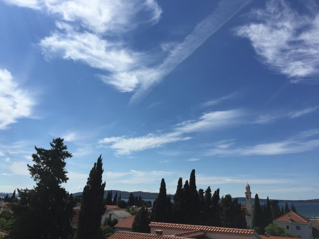 Guesthouse Varnica Kaštel Lukšić Zewnętrze zdjęcie