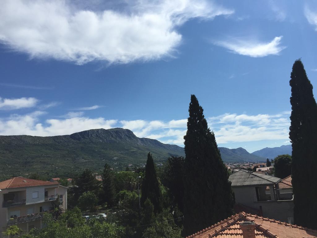 Guesthouse Varnica Kaštel Lukšić Zewnętrze zdjęcie